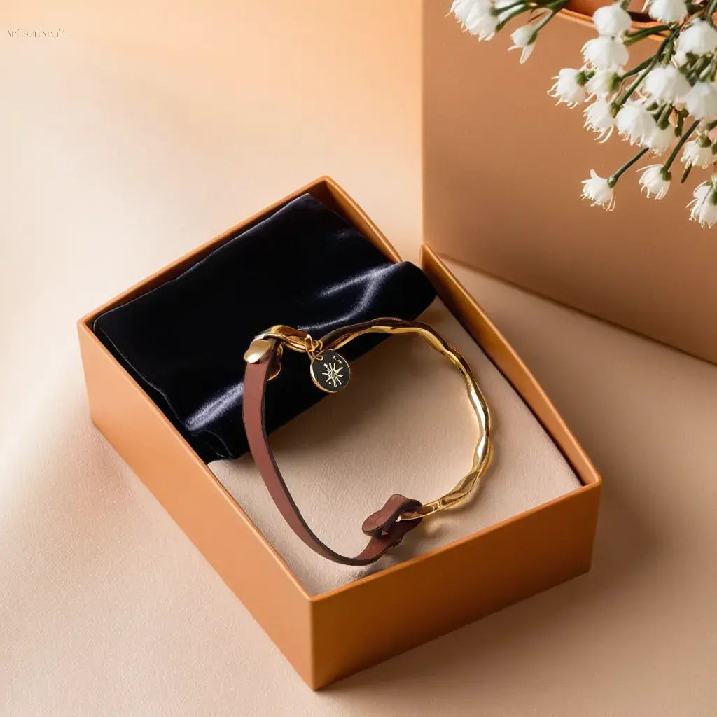 Gold and Leather Bracelet – Elegant & Handcrafted Accessory Artisankraftstudio