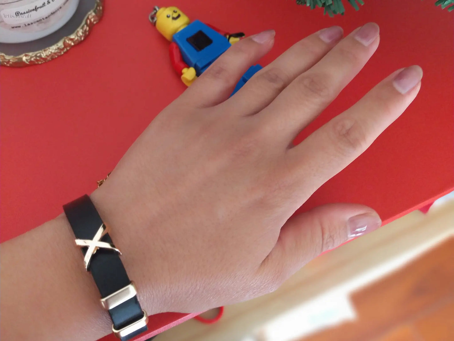 minimalist leather accessory, and women’s leather bracelet.